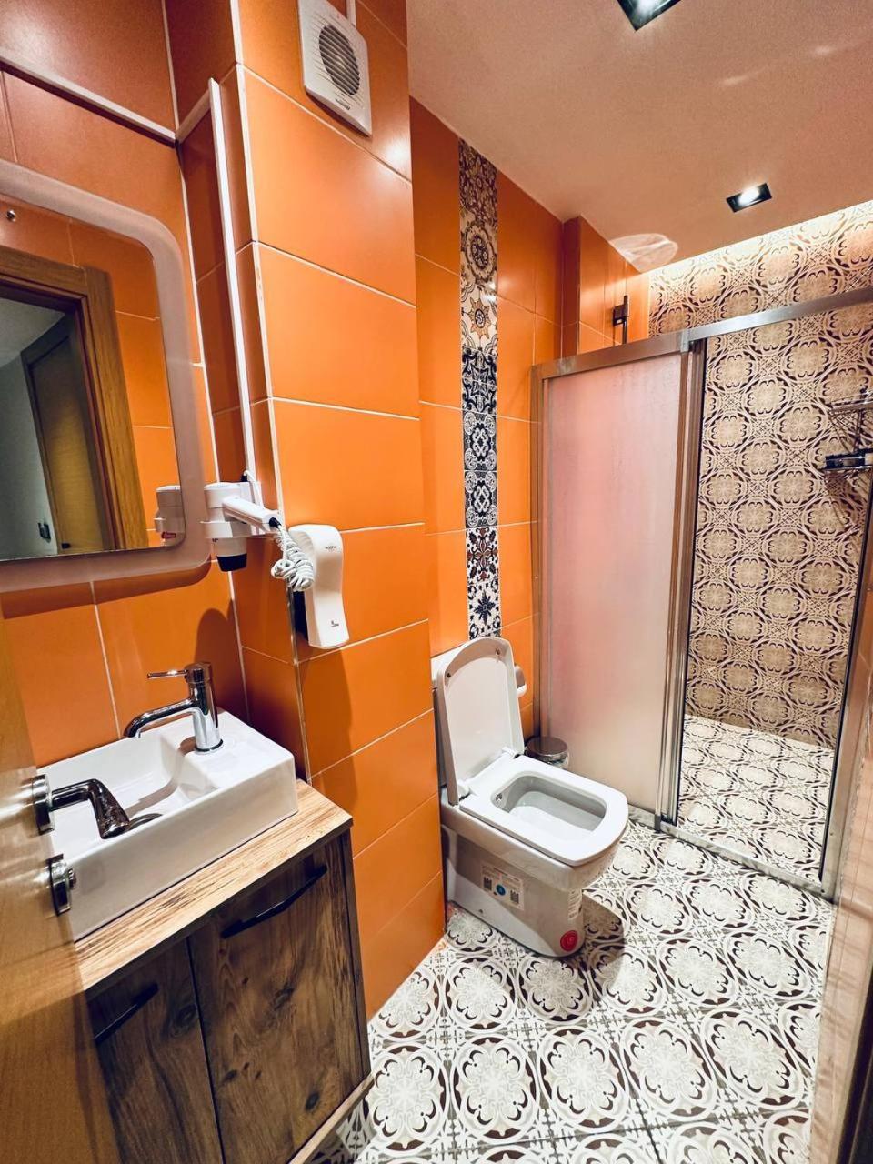 Taksim Rexxee Istanbul Istiklal Hotel Eksteriør bilde